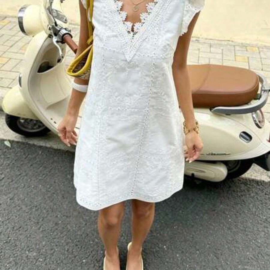 Frenchy Vestido de mujer con mangas con volantes, parches de encaje y bordado de ojal texturizado - Blanco - Ver 1