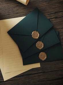 16件套，3个信封，10张信纸，3个火漆印章，办公信封，办公用品，伴娘邀请礼物，婚礼请柬，优质绿色信封卡纸，文具，男士礼物，40岁生日礼物，个性化礼物，沙特国庆日礼物，国庆日赠品，朋友礼品卡，信封，信纸，火漆印章 - 高級深綠 - 查看 13