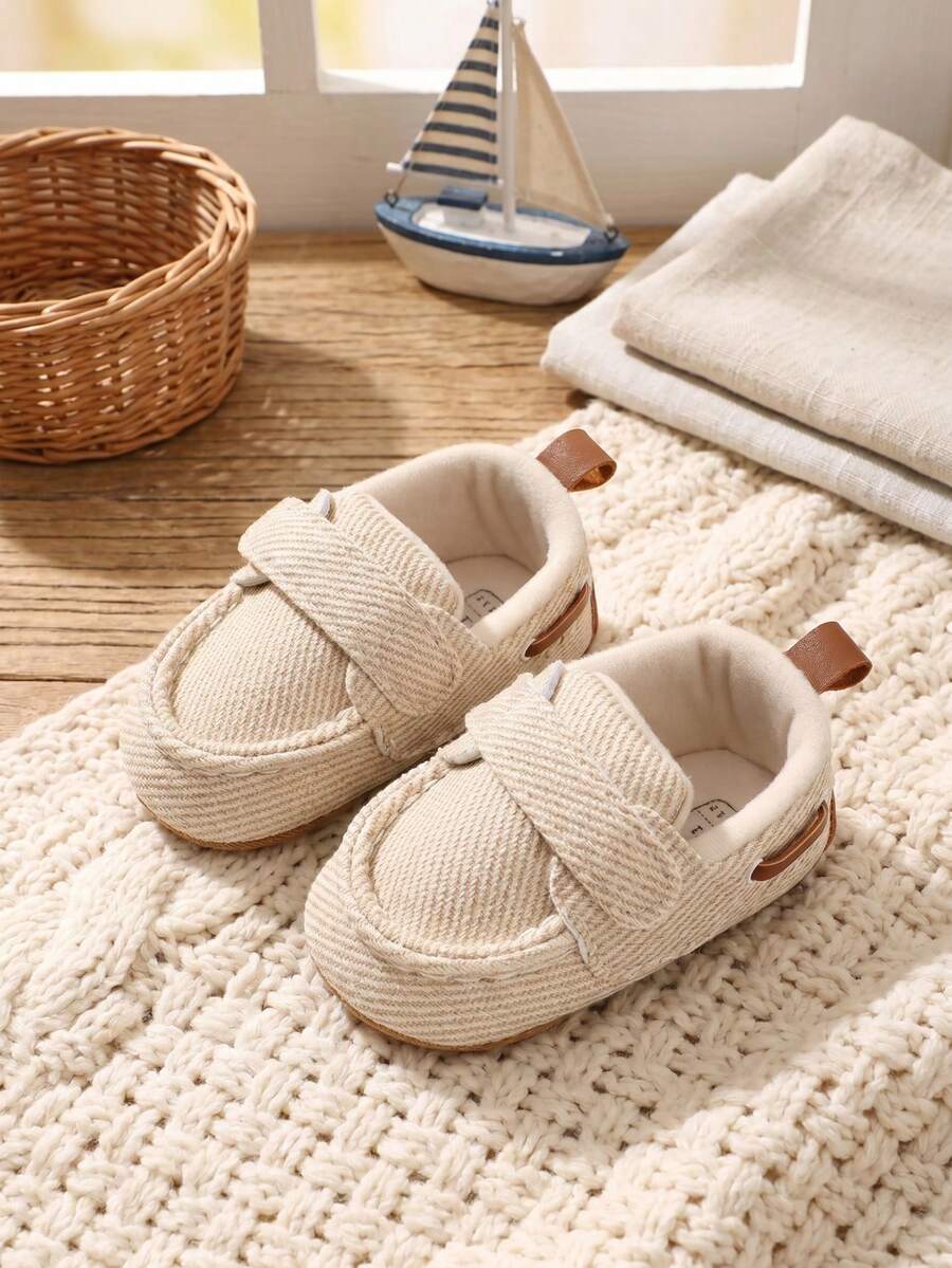 1 Pair Boys Solid Color PU Hook And Loop Design Flat Non-Slip Casual Shoes 0-1 Years Old Infant Walking Shoes White Shoes Newborn Infant Shoes Suitable For Spring And Autumn - Beige - View 1
