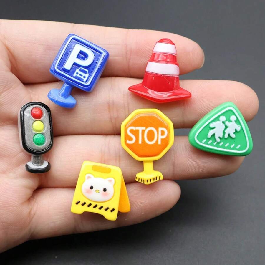 3/6/12 buah Magnet Kulkas Mini Lucu Bertema Rambu Lalu Lintas, Stiker Kulkas Lucu, Cocok untuk Dekorasi Dapur, Dekorasi Ruangan, dan Dekorasi Kantor, Aksesoris Meja