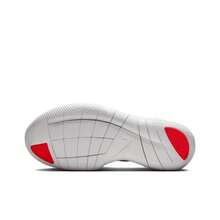 Nike Free 2025 Comfort Running Shoes, Women's, Red - HF2720-601 - 查看 5