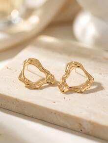 1 Pair Vintage Elegant Asymmetrical Geometric Earrings, Hollow Crinkle Design Unique Earrings For Women - Gold - View 3