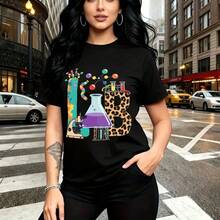 Camiseta de mujer con estampado vibrante y colorido inspirado en arte popular mexicano - diseño casual de cuello redondo, ajuste cómodo y fresco ideal para el clima cálido - perfecta para celebraciones del Día de la Madre, cumpleaños familiares y sal - Negro - Ver 9