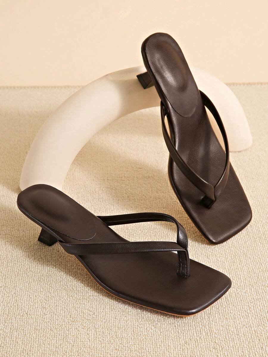Sandal Selop Ujung Persegi Baru Musim Panas Ukuran 1 Lebih Besar, Sandal Jepit Hak Tipis, Sandal Jepit Serbaguna Hak Tipis dengan Tali Jari Kaki untuk Wanita