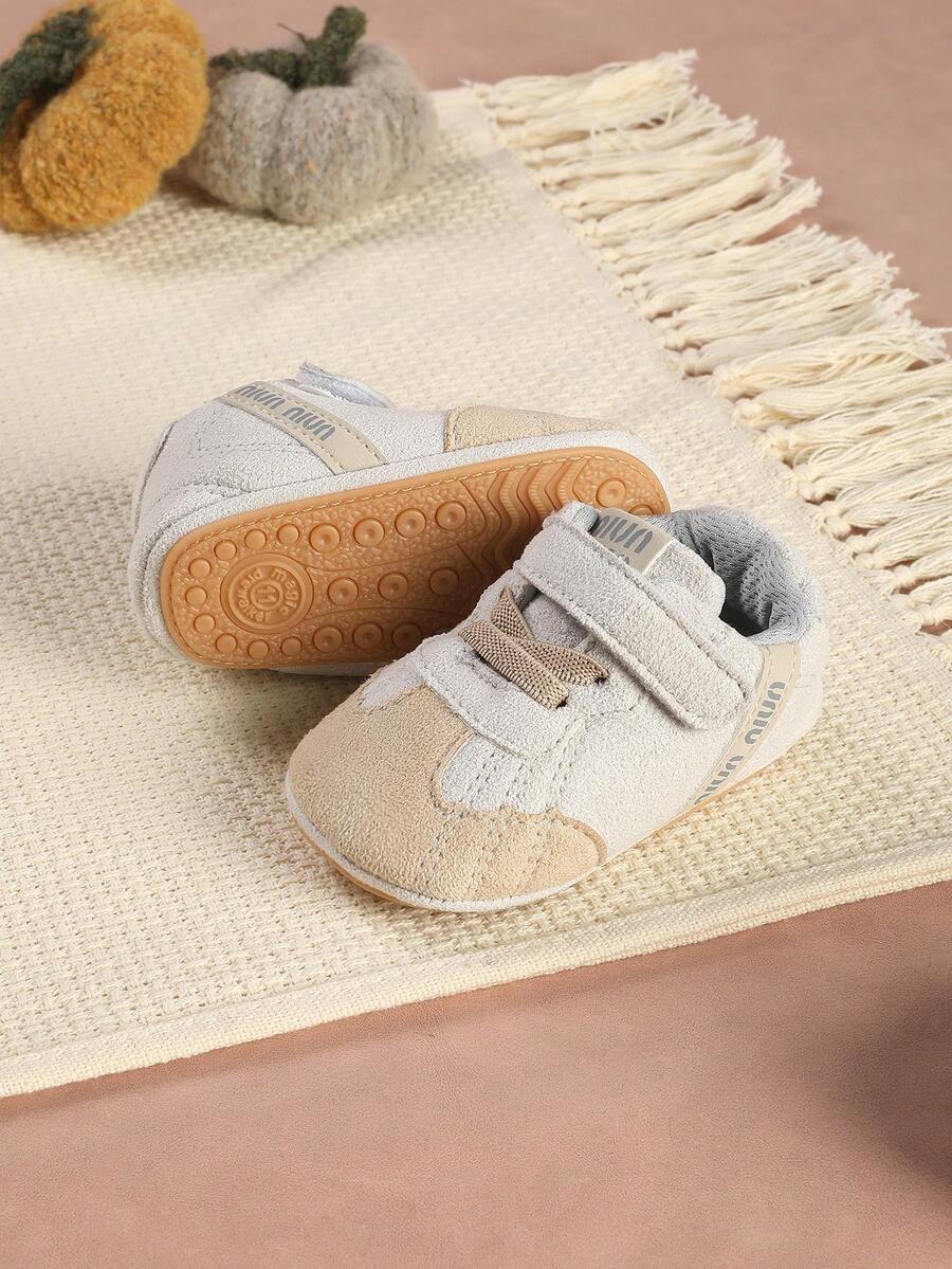 1 par de zapatos unisex para bebé, diseño de bloques de color, zapatos deportivos versátiles, zapatos para caminar, adecuados para primavera y otoño - Gris - Ver 1