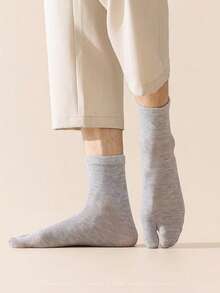 1/3 Pairs Japanese Style Split Toe Socks For Men, All Season Thin Breathable Toe Socks, Black, Unisex - Multicolor - View 3