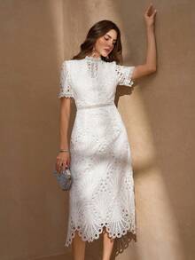 Vestido de encaje blanco elegante de largo medio, con mangas cortas con volantes, diseño de cuello con volantes en forma de A para el verano - Blanco - Ver 1