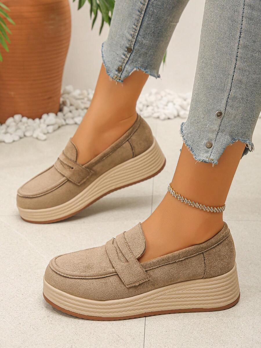 2026 Spring/Autumn New Retro Slip-On Shoes For Women, Thick Sole Platform Casual T-Strap Mary Jane Loafers - Khaki - View 1
