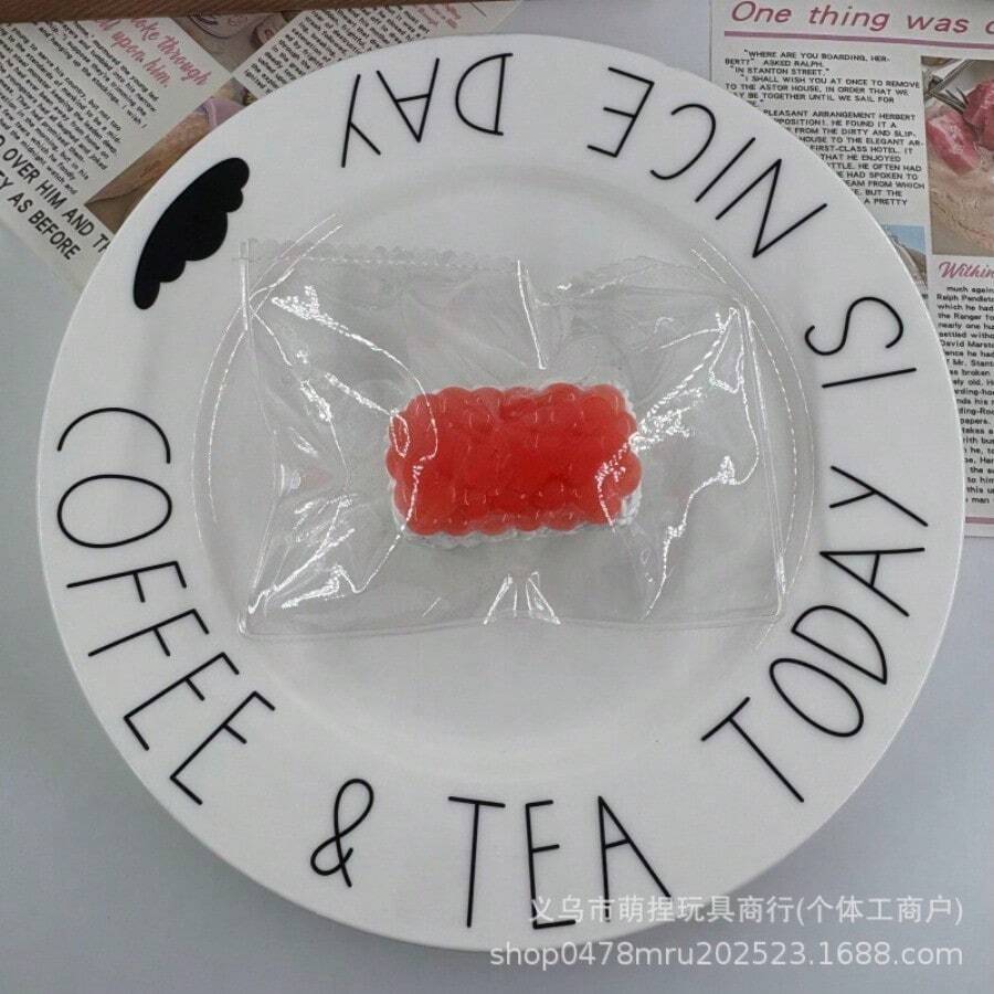 矽膠仿真鮭魚壽司捏捏樂 紓壓慢回彈玩具 - 白色 - 查看 1