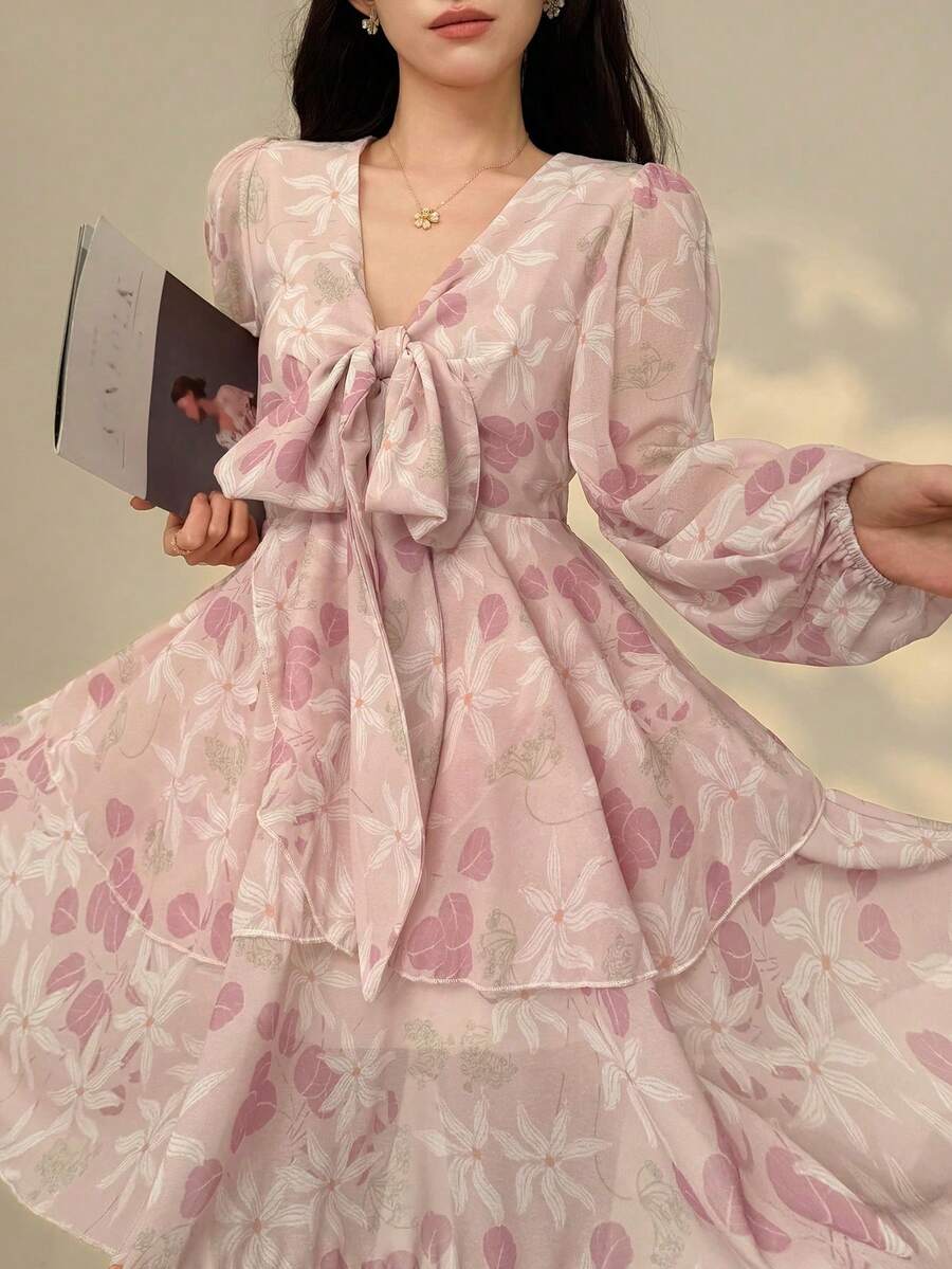 Vestido de manga larga con cuello en V con estampado floral rosa, estilo francés, vestido mini de línea A de gasa con cintura anudada, vestido de primavera estilo boho para vacaciones para mujer - Multicolor 2 - Ver 1