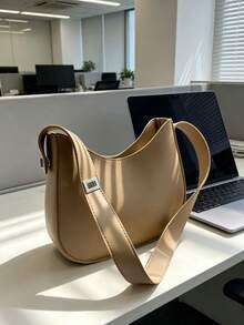 Tas Selempang Minimalis Warna Teh Susu Lembut, Kulit Halus dan Lentur dengan Desain Bentuk Bulan Sabit, Tali Lebar untuk Kenyamanan, Cocok untuk Perjalanan Sehari-hari dan Acara Santai, Kemewahan yang Sederhana, Menciptakan Suasana Santai - MultiWarna - View 4