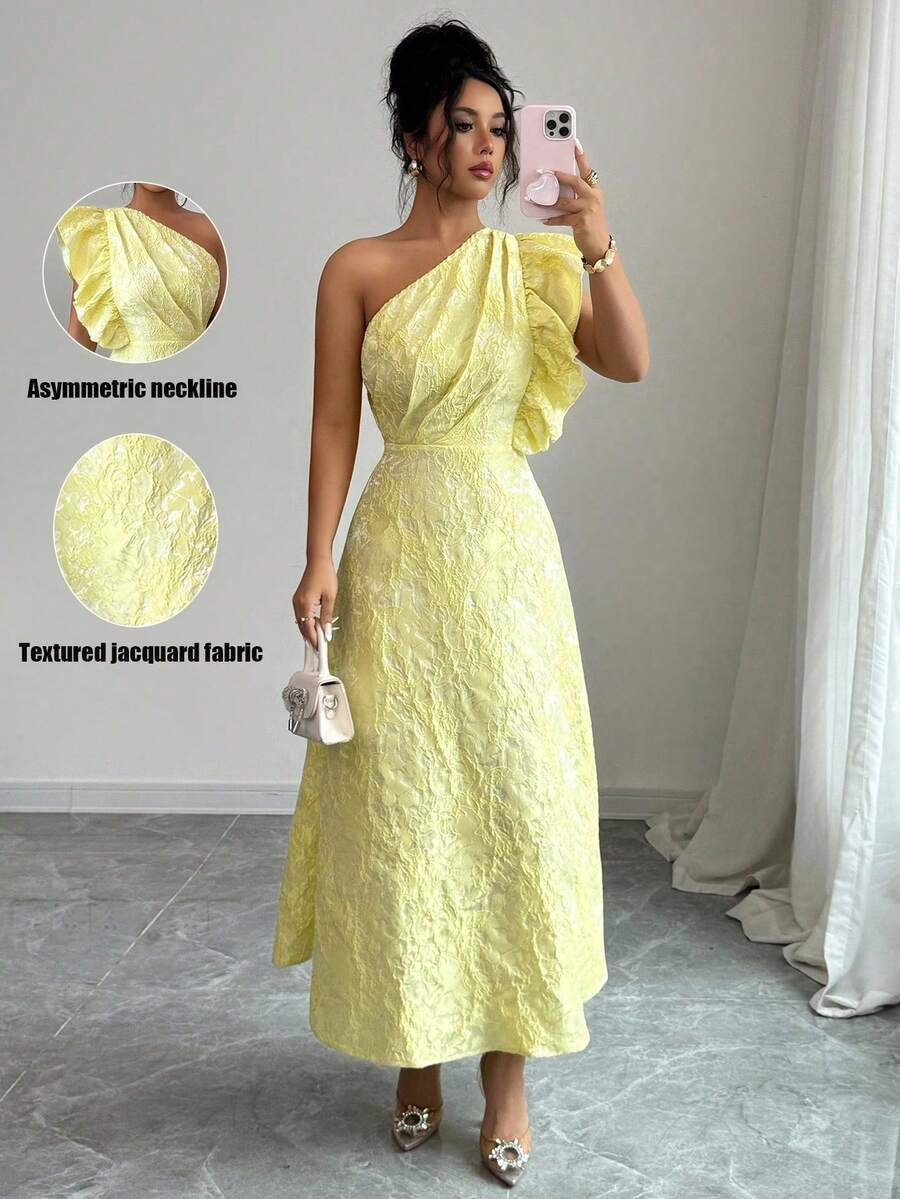 Vestido elegante de mujer con cintura ceñida y cuello asimétrico de jacquard en color amarillo - Amarillo - Ver 1