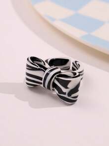 Y2K Black & White Polka Dot Chain Bow Ring, Colorful Striped Print Rings, Minimalist Personalized Daily Wear Rings For Women, Aesthetic - Multicolor - View 12