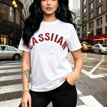 Camiseta de mujer con estampado de "Cassian General Commander" y daga alada roja - diseño urbano estilo casual, ajuste cómodo y fresco, ideal para paseos por la ciudad o salidas entre amigas - regalo perfecto para mamá, esposa, novia, hermana mayor y - Blanco - Ver 10