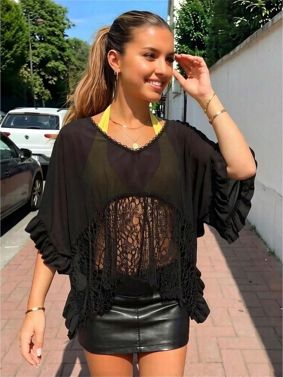 Women Sheer Poncho Tops Oversized Batwing Sleeve Blouse Contrast Lace See Through Mesh Cover Up Ruffle Flowy Boho Shirt - 黑色 - 查看 1
