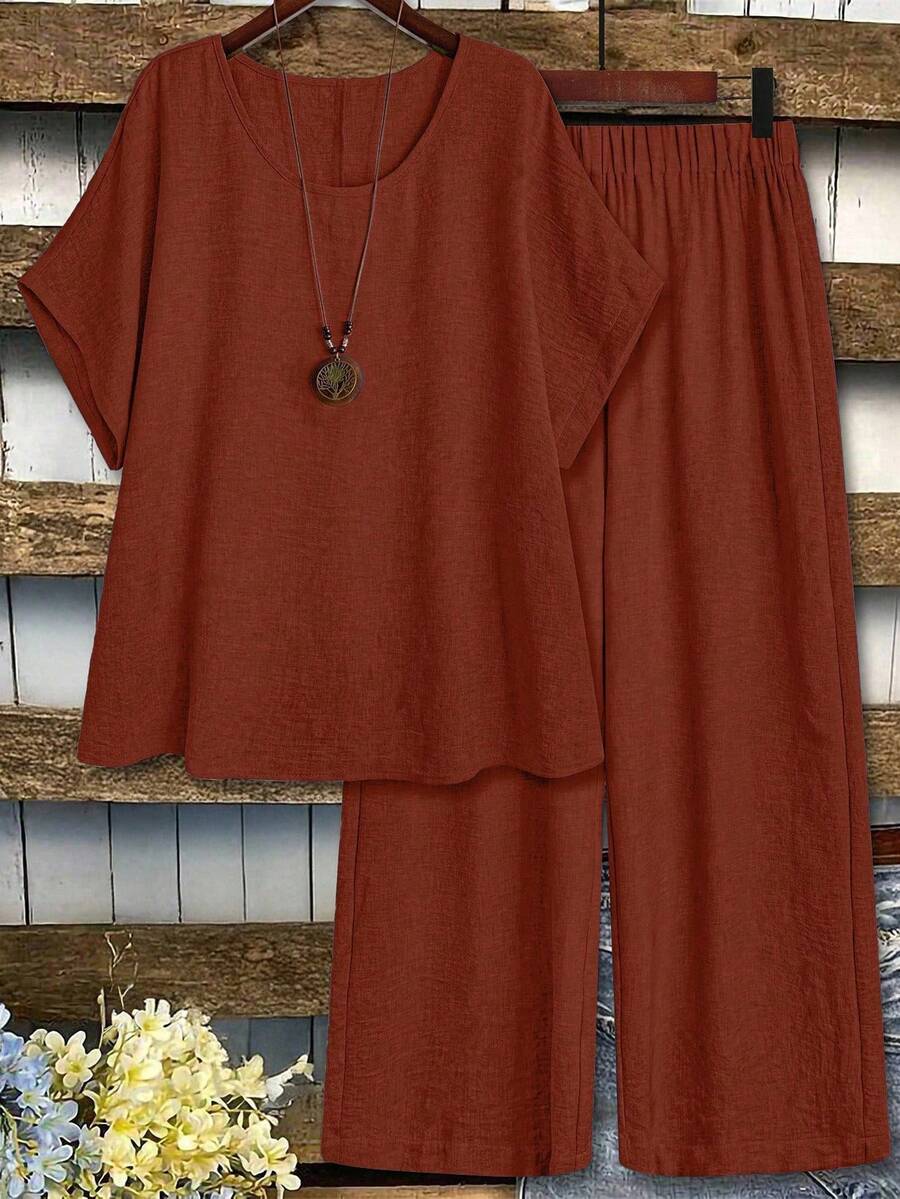 Plus Size Casual 2-Piece Summer Set Including Crew Neck T-Shirt And Solid Color Pants - Redwood - View 1