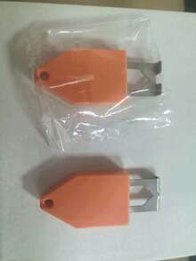 1 pieza Gancho de anclaje de línea de tiza con una sola mano, herramienta de diseño portátil, utilizada para construcción en solitario, gancho de fijación instantánea con resorte, clip de línea de tiza sin clavos adecuado para enmarcado, carpintería y pisos - A - Ver 4