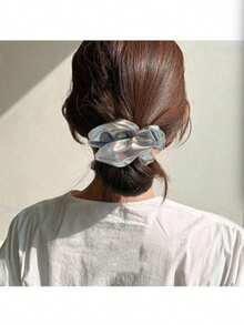 1pc Silver Shiny Y2K Scrunchie, High-End Nonchalant Style, Suitable For Daily Wear Ponytail Hair Ties Elastics Rubber Bands - Silver - View 3