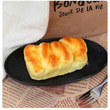 1PC Đồ chơi bóp mềm, Nhào nặn âm nhạc, Hồi phục chậm, Mô hình bánh, Giải tỏa dễ thương, Thực phẩm chân thực, Đồ chơi mềm, Bánh mì, Bánh, Với hương bánh mì độc quyền - Xem 5