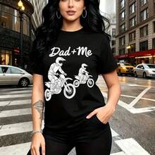 Camiseta de mujer con estampado "Dad + Me" de motos todoterreno y gráfico blanco - camiseta casual de manga corta con ajuste cómodo y estilo urbano, ideal para paseos en familia, salidas a la ciudad o días de aventura - regalo perfecto para mamá, esp - Negro - Ver 8
