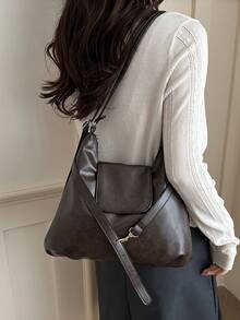 Bolso de mano de estilo punk con remaches de unicolor mate, bolso minimalista de nicho para llevar debajo del brazo, bolso de hombro de gran capacidad y elegante, 2025 - Cafetería - Ver 3
