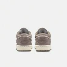 Teen AIR JORDAN 1 LOW (GS) Basketball Shoes Low-Top 553560-026 - Mocha Brown - View 5