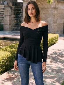 2026 Blusa de mujer de unicolor con hombros descubiertos, manga larga, volantes cruzados y bajo con volantes - Negro - Ver 1