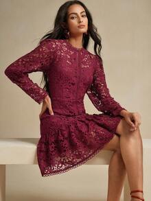 Vestido de manga larga con encaje blanco puro y estilo palaciego europeo, apto para usar en fiestas y celebraciones - Rojo - Ver 1