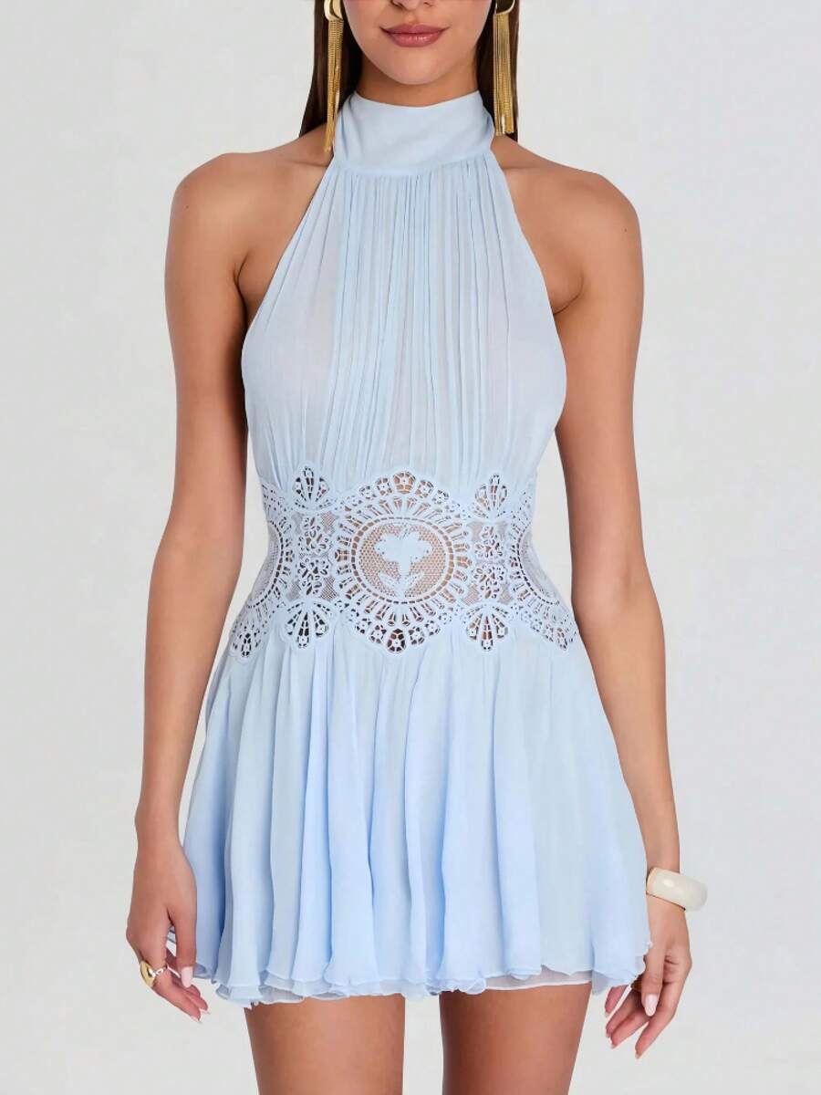 Women's Summer Dress New Summer Halter Neck Backless Dress Hollow Lace Slim Fit Vacation Style Fashion Short Dress Elegant Women's Dress Elegant Party Dress Women's Vacation Outfit Suitable For Summer Casual Vacation Commuting Simple And Stylish For Going Out Versatile For Dating And Gathering Outfits - 淺藍色 - 查看 1