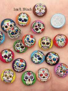 30 Stück glänzende zufällig gemischte 10mm runde bunte Totenkopf-Strass-Applikationen mit flacher Rückseite aus Resin, DIY-Accessoires für Kleidung, Weihnachten, Scrapbooking, Schmuck und Basteln - Zufällig gemischt - Übersicht 4