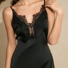 Vestido largo de satén con abertura alta y parches de encaje de unicolor para mujer - Marrón - Ver 9