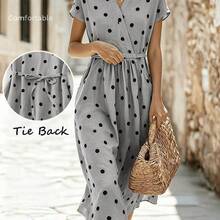 . . Vestido casual elegante y vintage con estampado de lunares, con bolsillos y lazo en la espalda. Silueta minimalista pero refinada de corte evasé con cintura anudada. Vestido versátil de estilo vintage chic para la oficina u ocasiones especiales. Ligero y bohemio con estilo de lunares para primavera/verano y vacaciones. - Burdeos - Ver 4