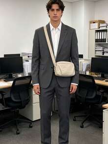 純色尼龍布料輕量時尚男士斜背包 運動風簡約旅行肩背包 百搭款 - 米色 - 查看 9