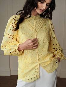 Nueva llegada Otoño Estilo francés Casual Blusa de manga larga con bordado, pliegues y calados en la parte delantera - Amarillo - Ver 1