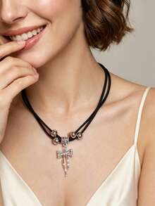 New Vintage American Style Layered Necklace, Classic Collar Bone Chain, Popular Sweet & Chic Sweater Accessory - Butterfly - View 4