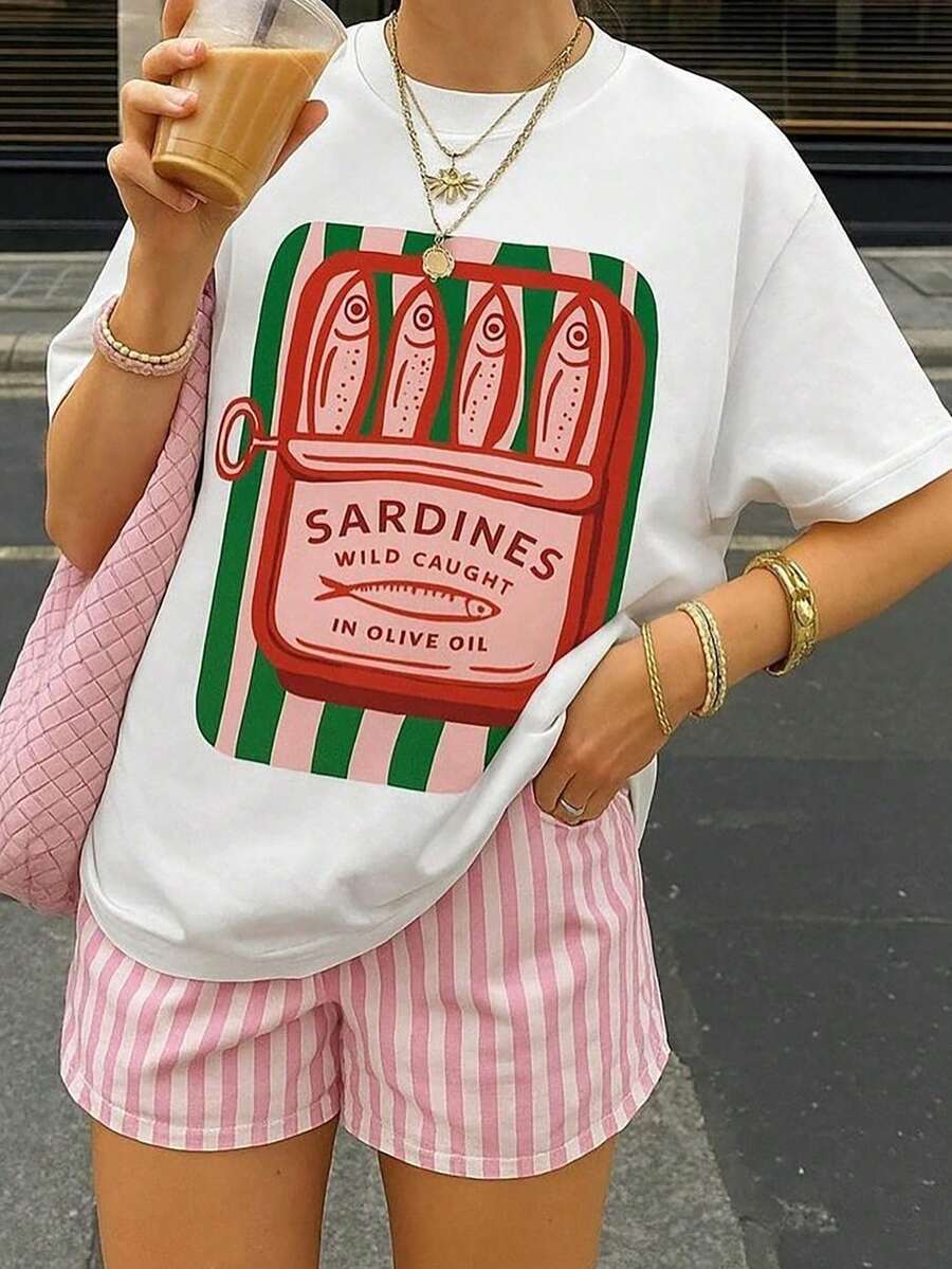 Women's Retro Sardine Can Print Short Sleeve T-Shirt, Oversized Seafood Graphic Aesthetic Tee, Casual Vintage Crew Neck Top For Daily Wear, Beach Vacation, Summer Outfit, Streetwear. - 白色 - 查看 1