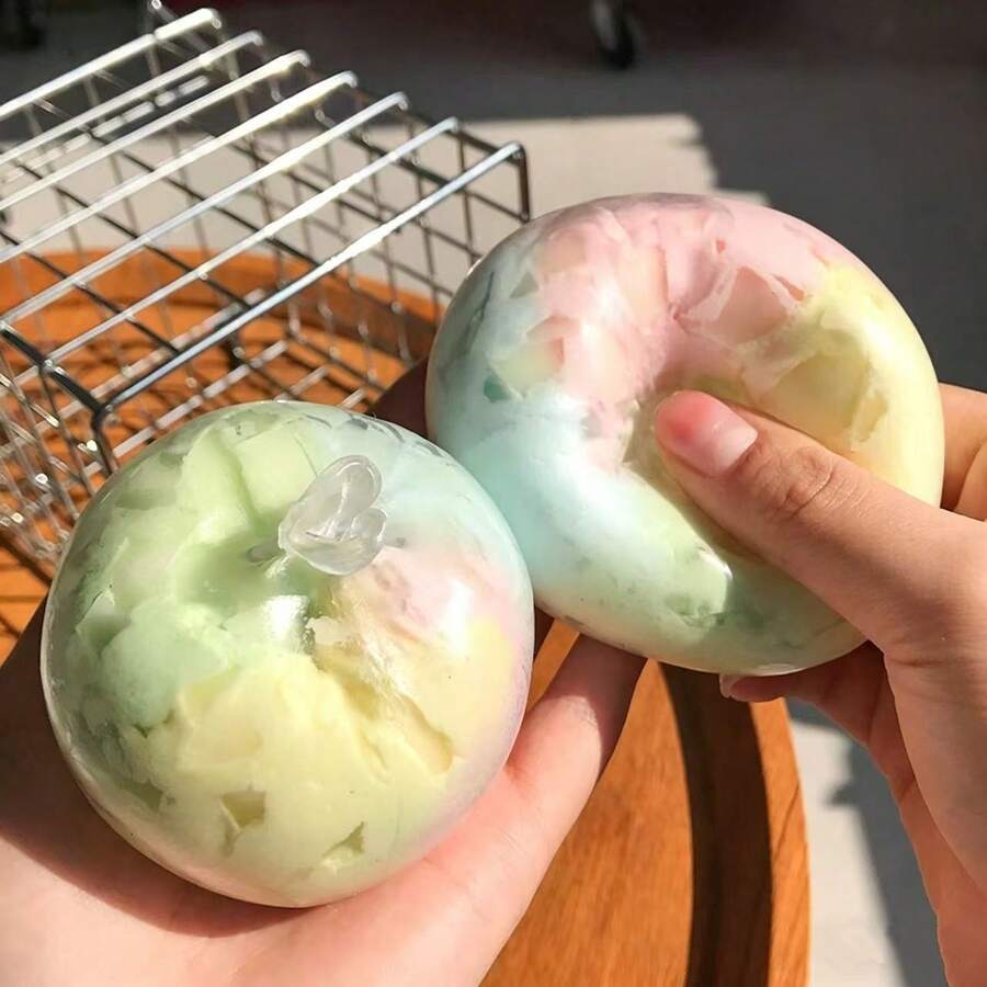 Squishy Handmade Crispy Shell Soft Ball Slow Rebound Sensory Squeezing Toy, Wax Texture Stress Relieving Ball, Squishy Squishy Can Release Pressure With One Squeeze, Suitable For Voice Control Enthusiasts To Relieve Anxiety And Tension Back To School - 彩色 - 查看 1