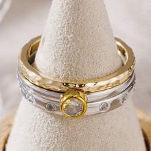 Juego de 3 anillos apilables minimalistas, anillos delgados con textura martillada e incrustaciones de circonita cúbica, diseño elegante y delicado de varias capas, joyería versátil para uso diario y desplazamientos para mujeres, regalo de cumpleaños perfecto - Plateado - Ver 5