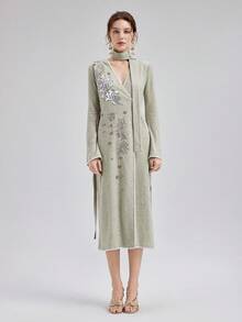 Rich Radi Q's Elegant Women's Pink Mid-Length Dress, V-Neck Design, Embroidery And Belt Details, Slim Hem, Casual Cheongsam Style - Green - View 9
