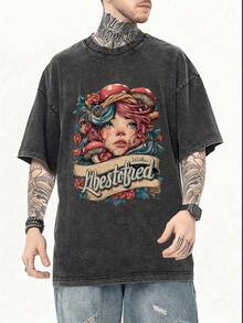 Una camisa casual de hombre hecha de 100% algodón, con mangas cortas y un diseño retro único con gráficos de chica e impresiones de letras. Tiene un ajuste holgado con tela de punto, es adecuada para el uso diario, es elástica y se puede lavar a máquina. - Negro - Ver 1