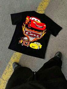 Officially Licensed By Disney With  "Cars Lightning McQueen" 95 Racing Printed Graphics. 100% Cotton Loose Casual Tee, Soft, Breathable And Comfortable Fabric. Unisex Crew Neck Short Sleeve T-Shirt. - 黑色 - 查看 3