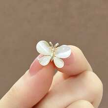 1pc Fashionable & Elegant Butterfly Brooch For Women, Chest Decor To Prevent Wardrobe Malfunction For Daily Outings In Summer - Butterfly - View 8