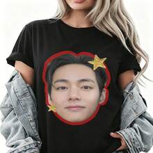 Bangtan Boys Kim Taehyung Graphic T-Shirt Custom Printed Cotton Short Sleeve Tee With Star Accent And Red Border - 黑色 - 查看 2