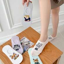 5雙 MINISO Disney Zootopia 女款隱形襪 可愛 Judy 兔子 Nick 狐狸卡通圖案 透氣柔軟隱形船襪 適合休閒穿搭與日常通勤球鞋穿著 - 船襪 - 查看 4