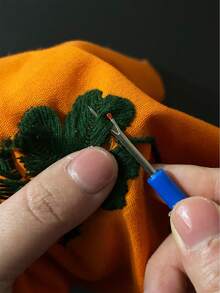 [4/5pcs]Small Seam Ripper, Full Color And Semi-Color Options, Rich Color Palette, High Visibility; Suitable For Home Use To Remove Tag Stitches, Trim Loose Threads, Unpick Seams, Essential Household Accessory, Popular Tool For Students - Small Thread Remover - View 5