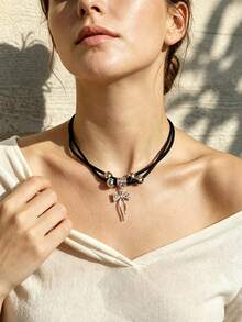 New Vintage American Style Layered Necklace, Classic Collar Bone Chain, Popular Sweet & Chic Sweater Accessory - Butterfly - View 2