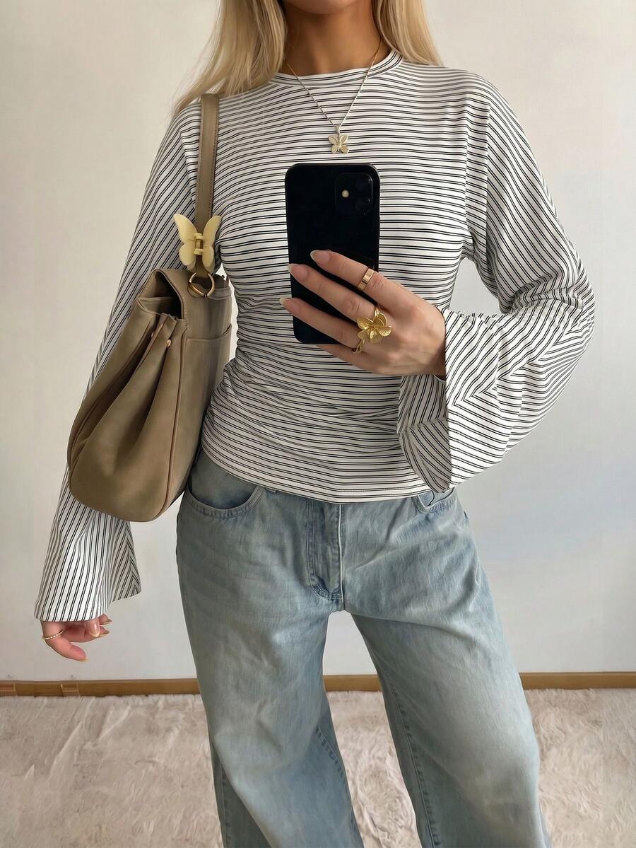 極簡優雅對比色條紋收腰合身女款休閒約會街頭風襯衫 - 黑白色條紋 - 查看 1