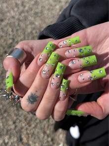 DIY 10pcs Night-Light French Tip Western/Goth Junk Punk Green Nails Long Square Handmade Press On Nails With Shinning Nail Surface Covering With Diamonds Suitable For Daily Use/Parties/Halloween Nails To Use Wear With Free Gel Sticker Nail File. - 綠色 - 查看 3