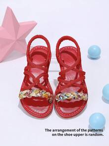 1 Pasang Sandal Musim Panas Anak Perempuan dengan Tali Silang Kain, Desain Tali Kepang Warna-warni, Sandal Pantai Minimalis Serbaguna Bergaya Retro Merah dengan Tali Elastis, Cocok untuk Liburan dan Pemakaian Sehari-hari - Merah - View 2