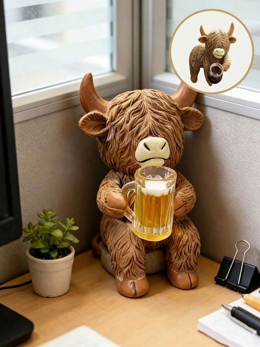 Humorous Highland Cow Resin Decor (With Drink Cup Design) - Vibrant Color, Cute Shape Decor, Suitable For Farmhouse, Garden, Kitchen, Office And Multi-Tier Display, Great For Outdoor Gardening, Ideal For Graduation, Back To School And Various Garden Decor, Also A Creative Choice For Party Favors, Bedroom Decor, And Holiday Gifts Like Mother's Day, Father's Day